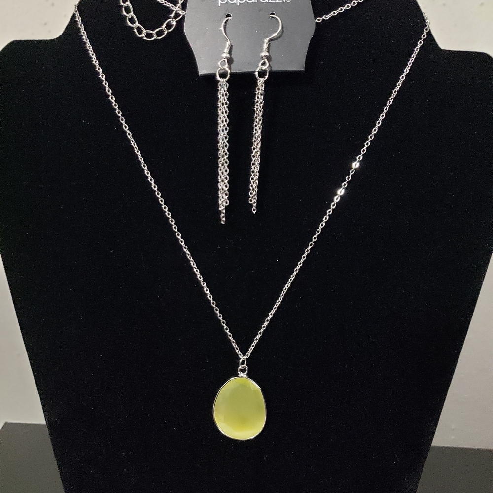 Paparazzi jewelry